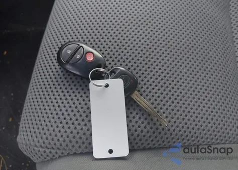 2015 Toyota Tacoma Base V6 из США, поврежденный, VIN 3TMLU4EN0FM171849